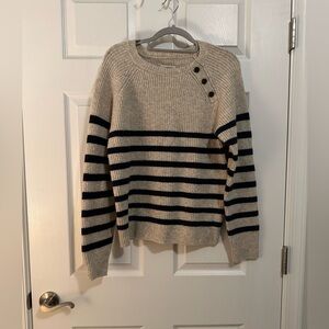 NWOT 🦋 Knox Rose crewneck sweater